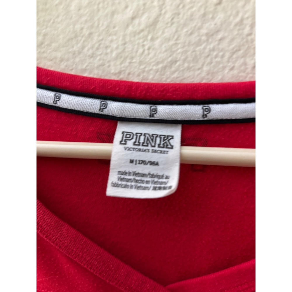 PINK Victoria's Secret Red "86" Cropped Jersey T Shirt Top Womens Medium
A842 - Picture 3 of 4